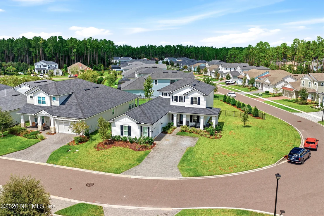 Photo of 383 PINE HAVEN Drive