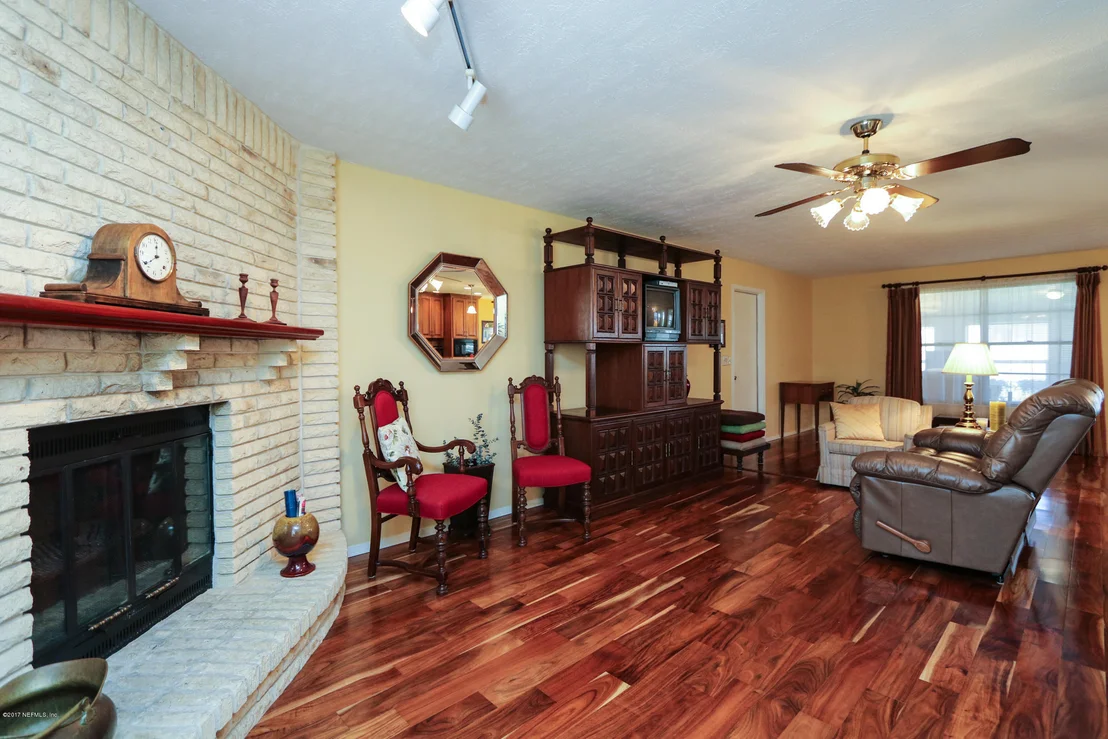 Photo of 141 HEATHER Way