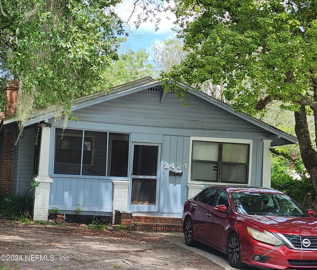 Photo of 2424 OLUSTEE Street