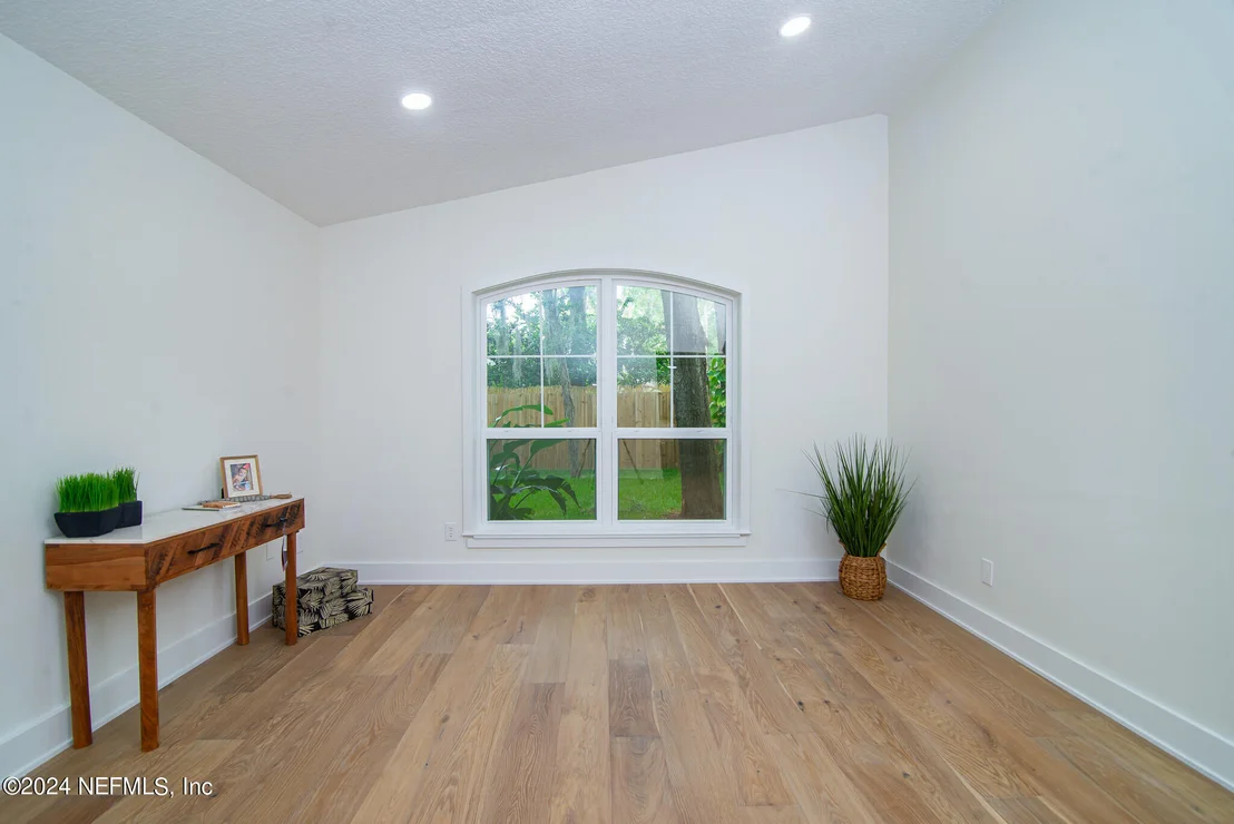 Photo of 89 VERANDA Lane