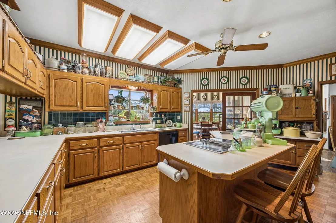 Photo of 7430 SW COUNTY ROAD 18