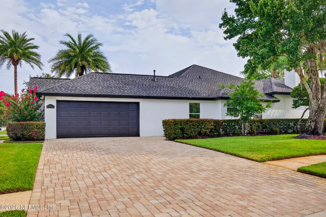 Photo of 1641 MARGARETS WALK Road