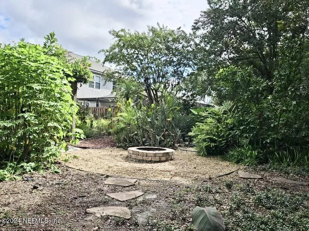 Photo of 1102 GARRISON Drive