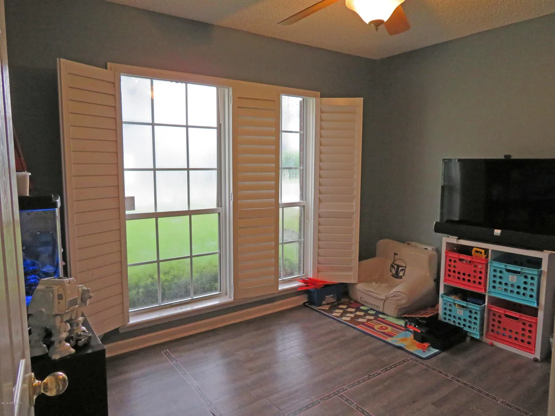 Photo of 890 S LILAC Loop