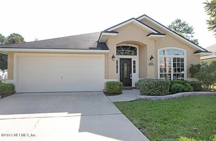 Photo of 928 N LILAC Loop
