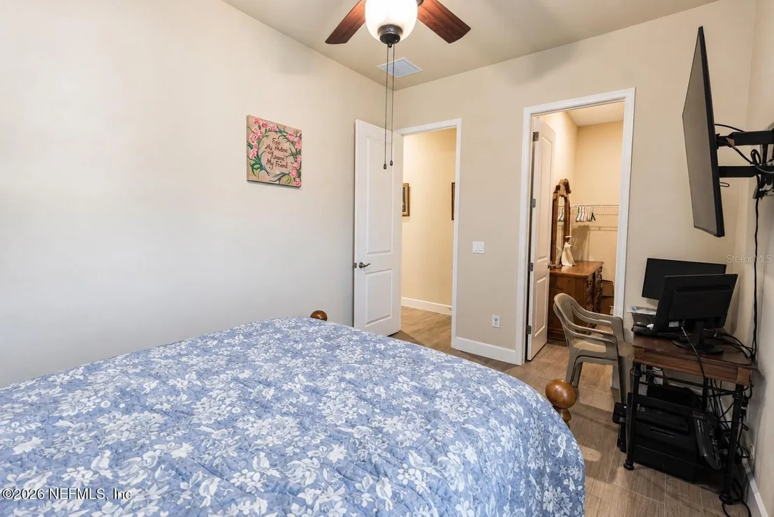 Photo of 21 EDISON Lane