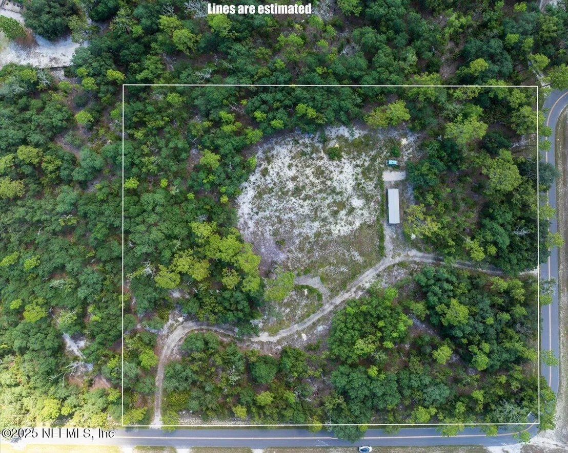 Photo of 124 DAREN Drive