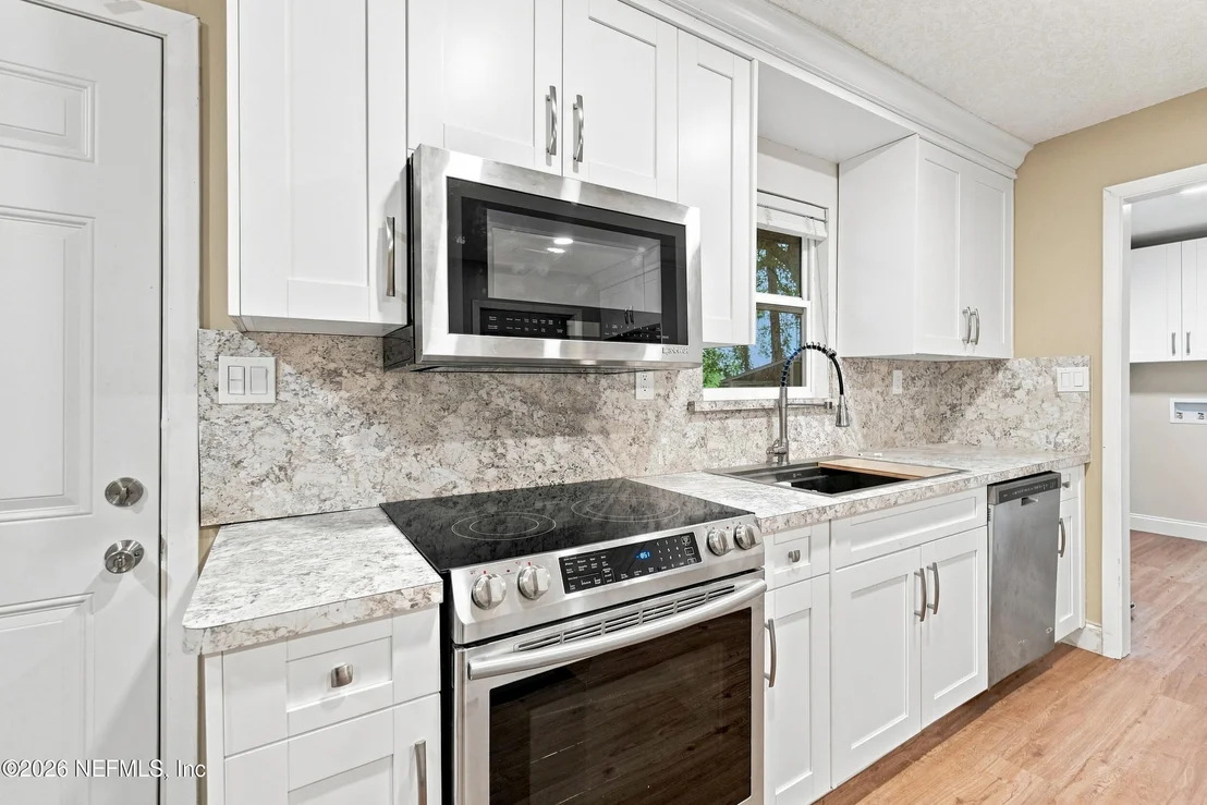 Photo of 11948 AARON Road