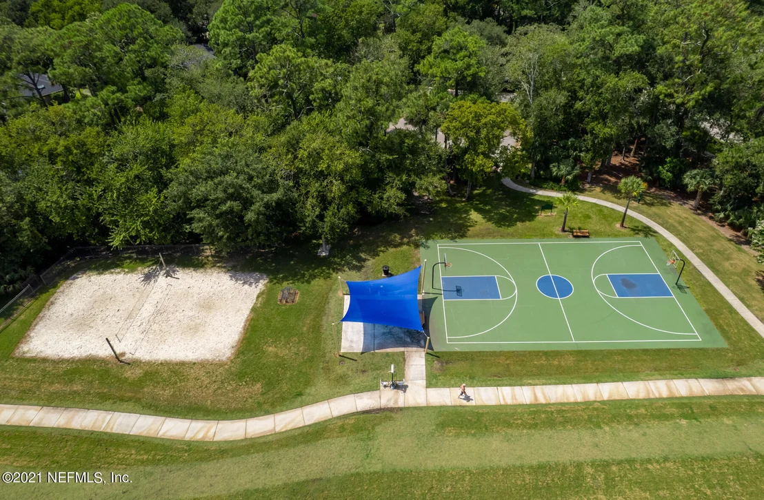 Photo of 104 PUTTER'S Way