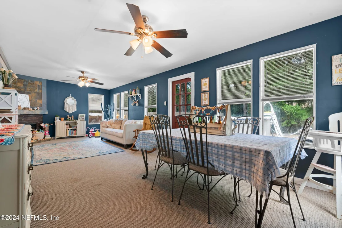 Photo of 2592 MYRTLE Loop