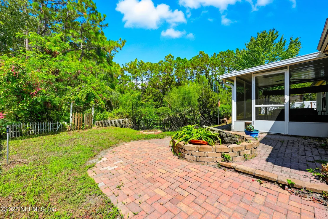 Photo of 1837 WESTON Circle