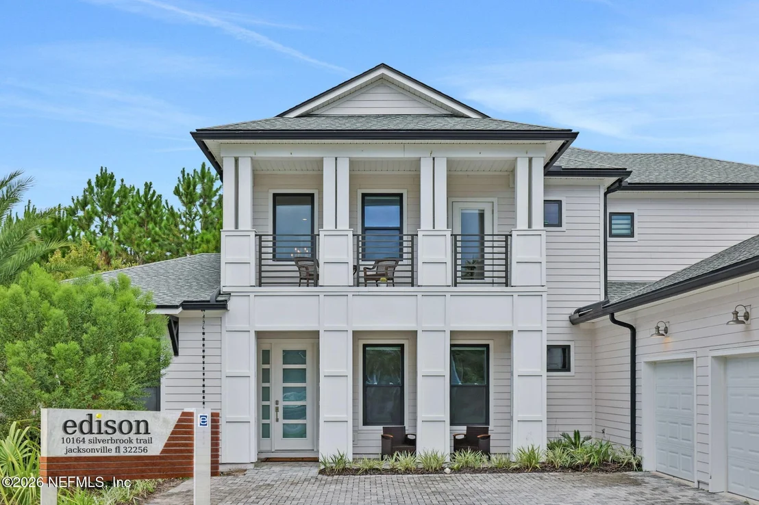 Photo of 10164 SILVERBROOK Trail