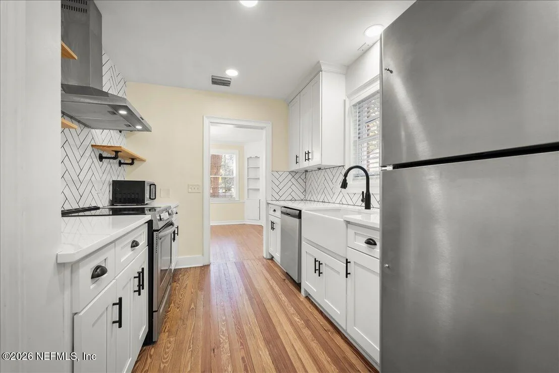Photo of 1639 PARRISH Place