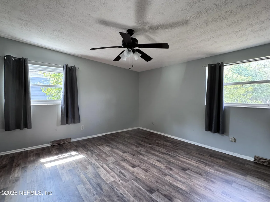 Photo of 5527 MAXINE Drive