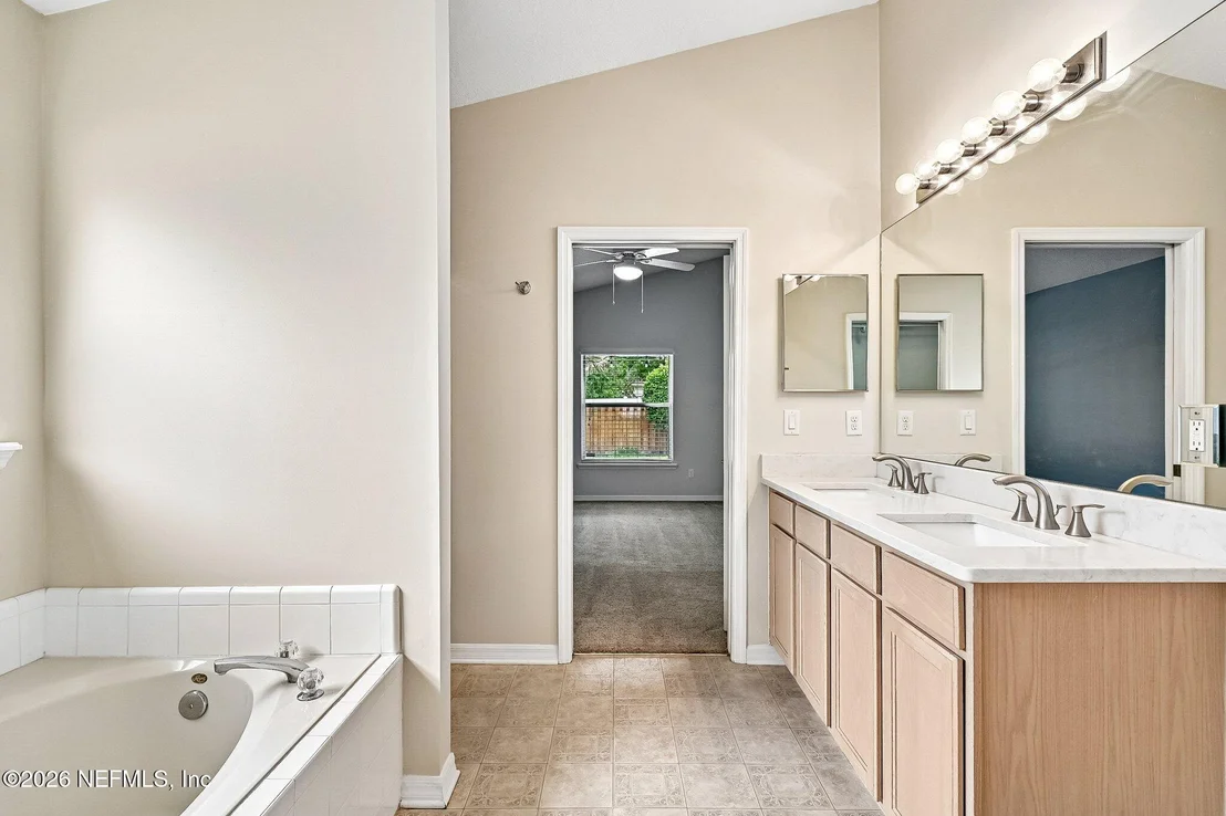 Photo of 912 BUTTERCUP Drive