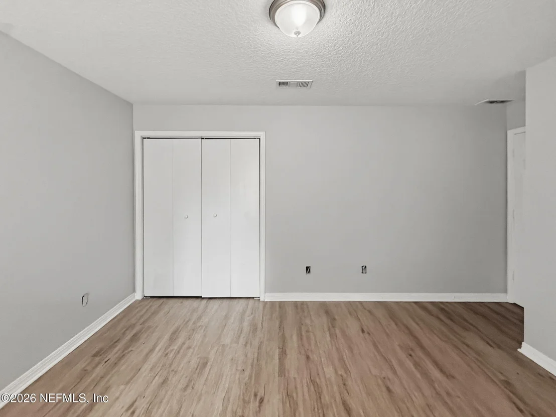 Photo of 5121 CHENANGO Boulevard