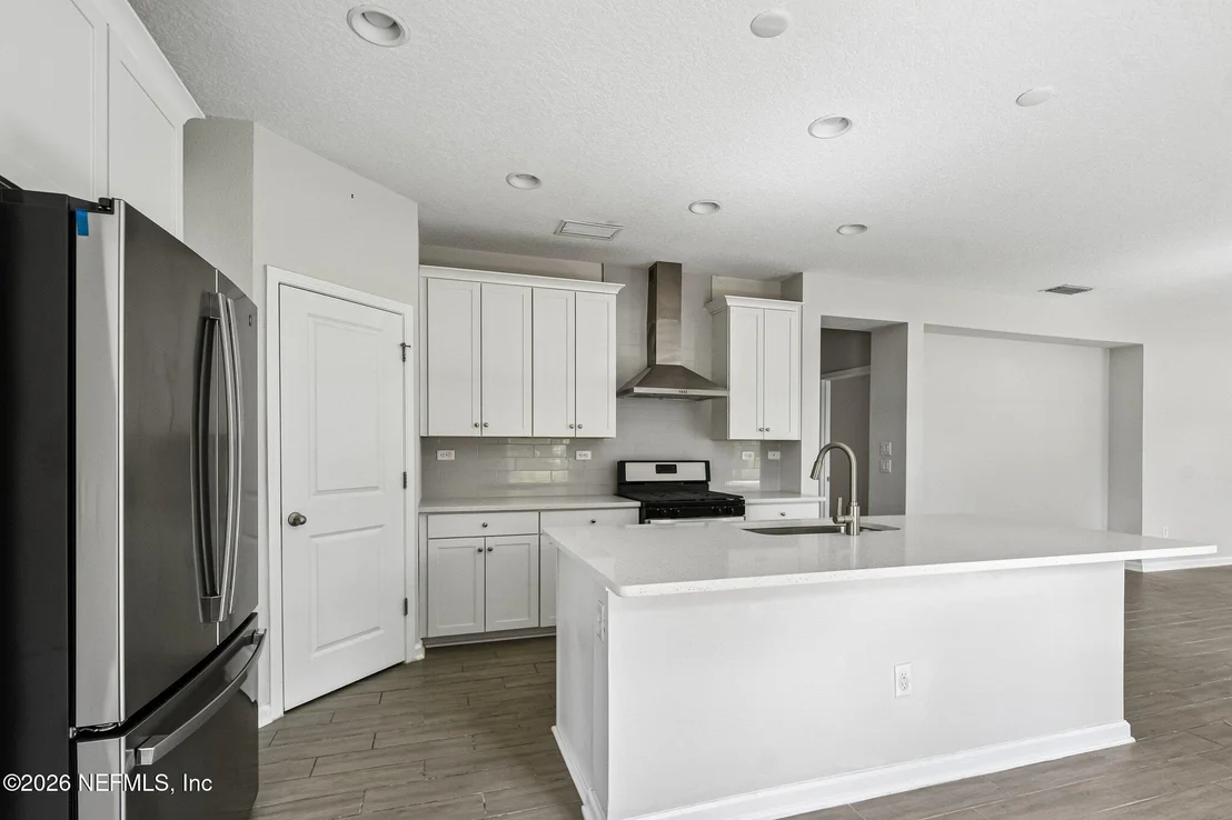 Photo of 184 WINEBERRY Lane