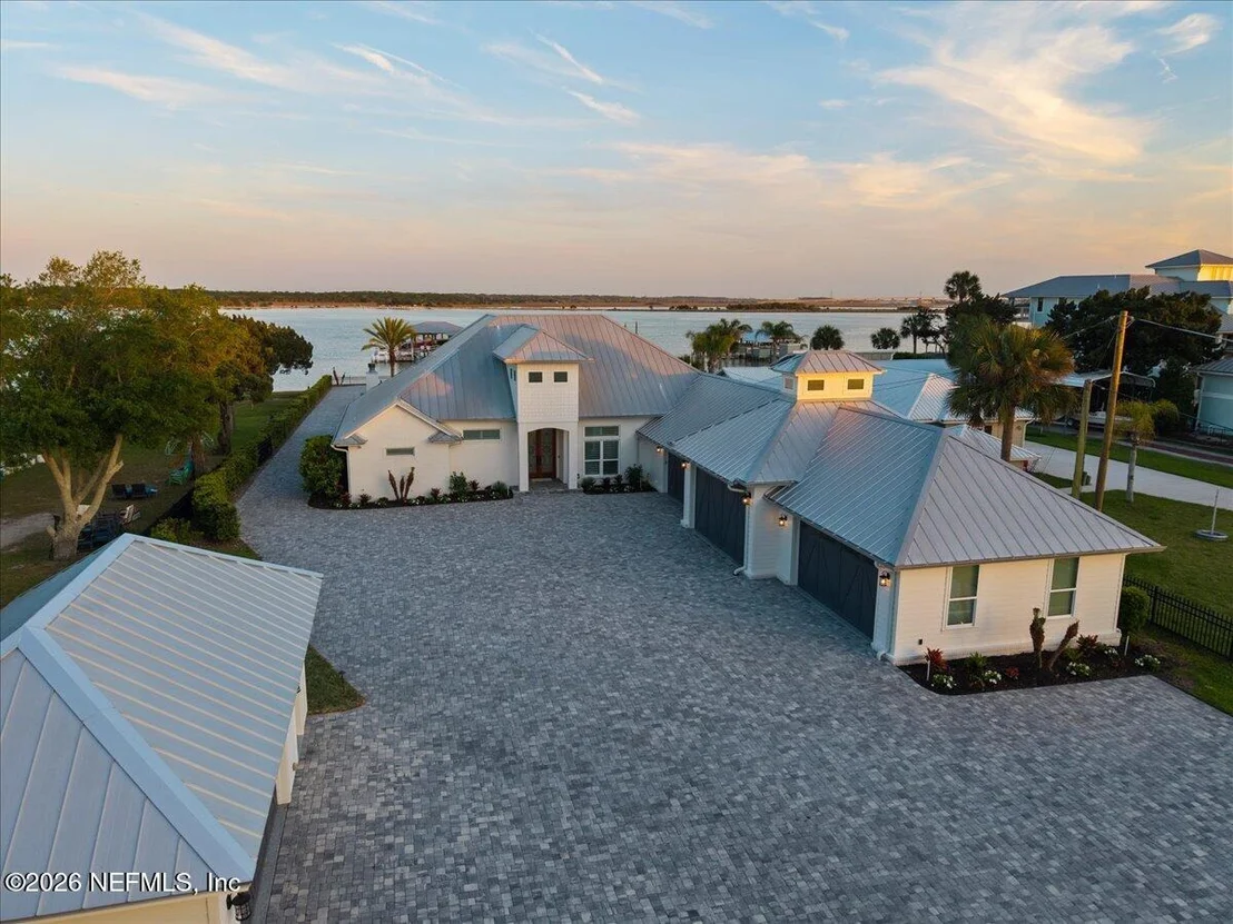 Photo of 9136 HECKSCHER Drive