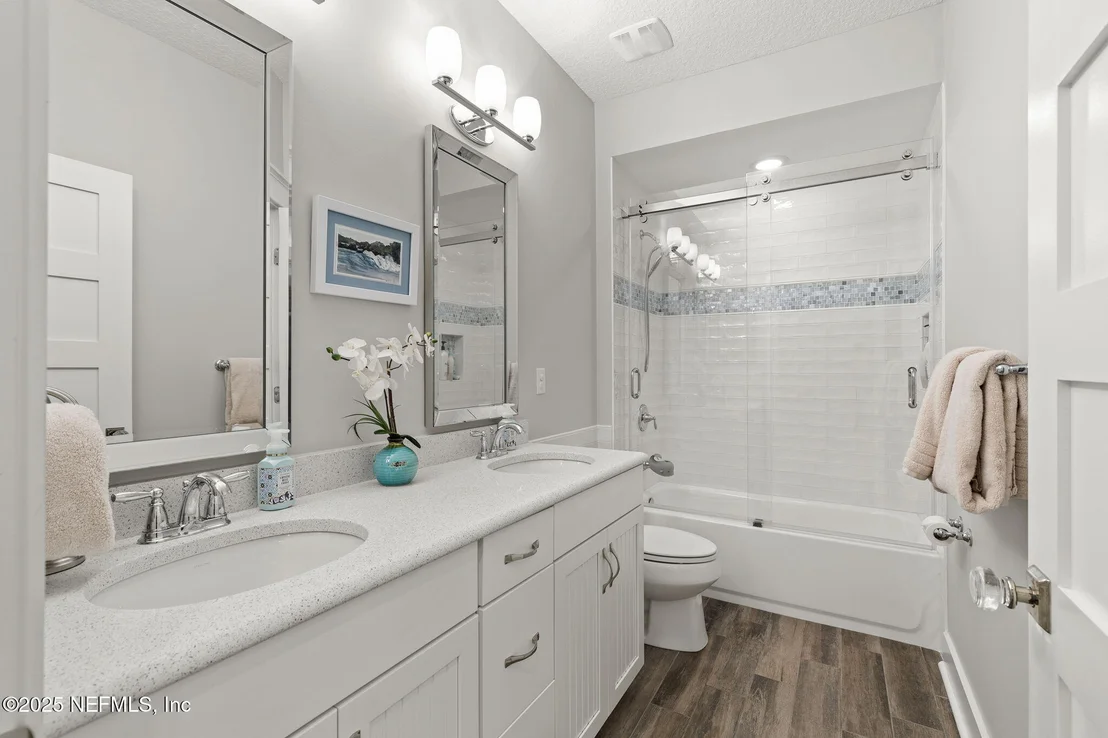 Photo of 178 EDISTO Place