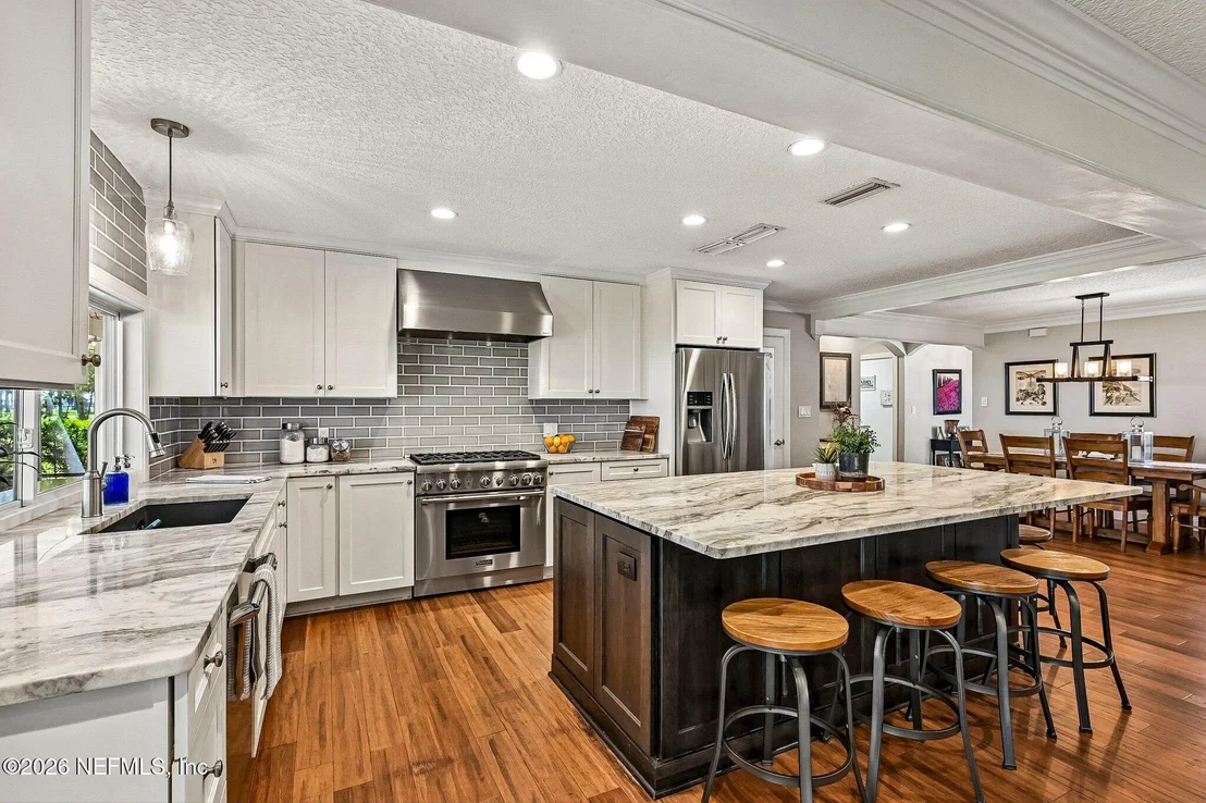 Photo of 4745 RAGGEDY POINT Road