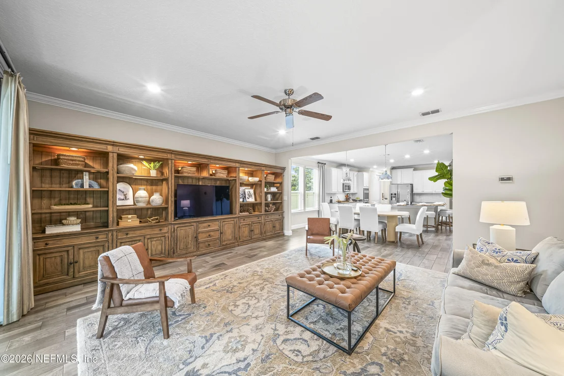 Photo of 2785 LAS CALINAS Boulevard