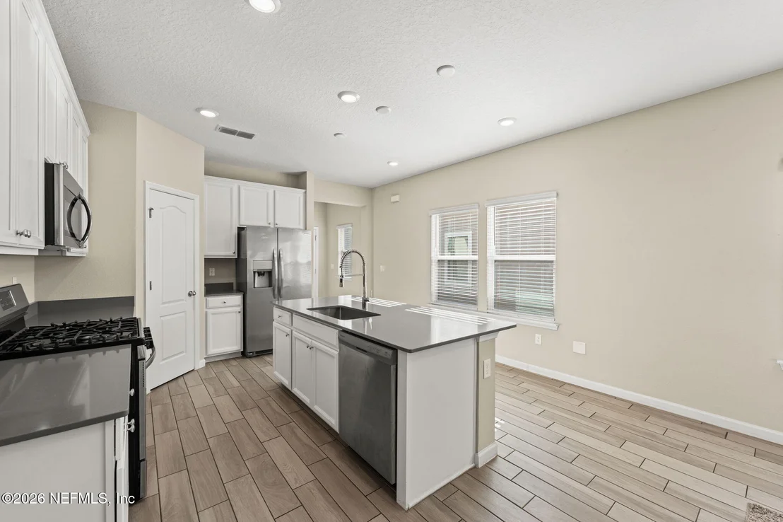 Photo of 31 CRYSTAL CREST Lane