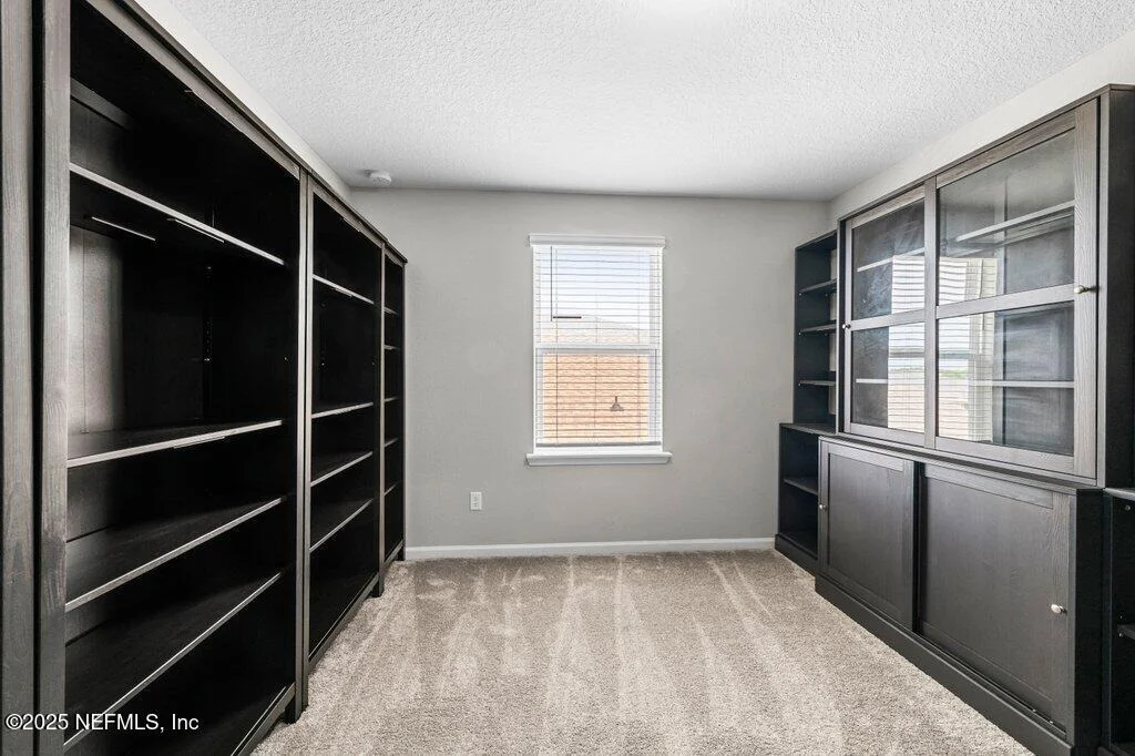 Photo of 1903 AMBERLY Drive