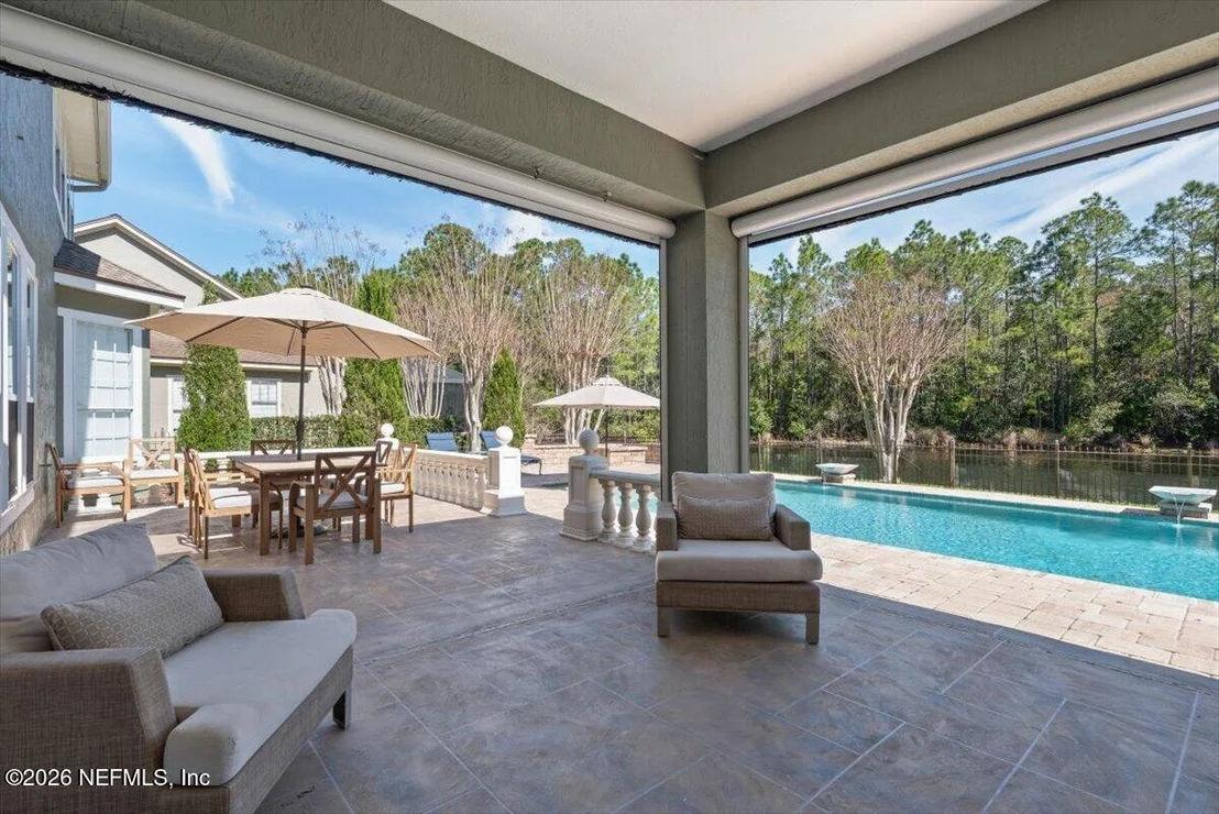 Photo of 844 EAGLE POINT Drive