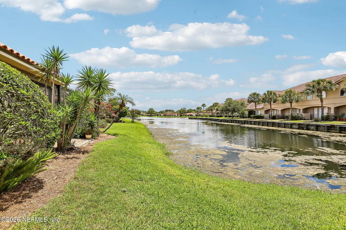 Photo of 4002 LA VISTA Circle
