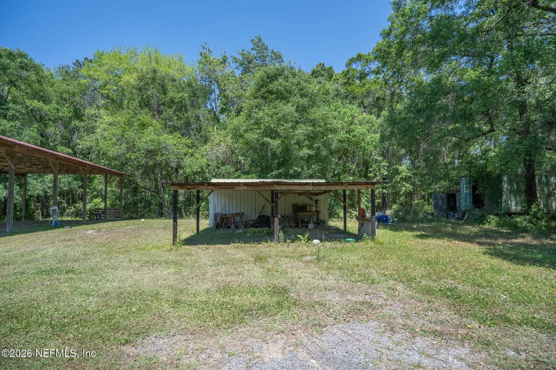 Photo of 542106 LEM TURNER Road