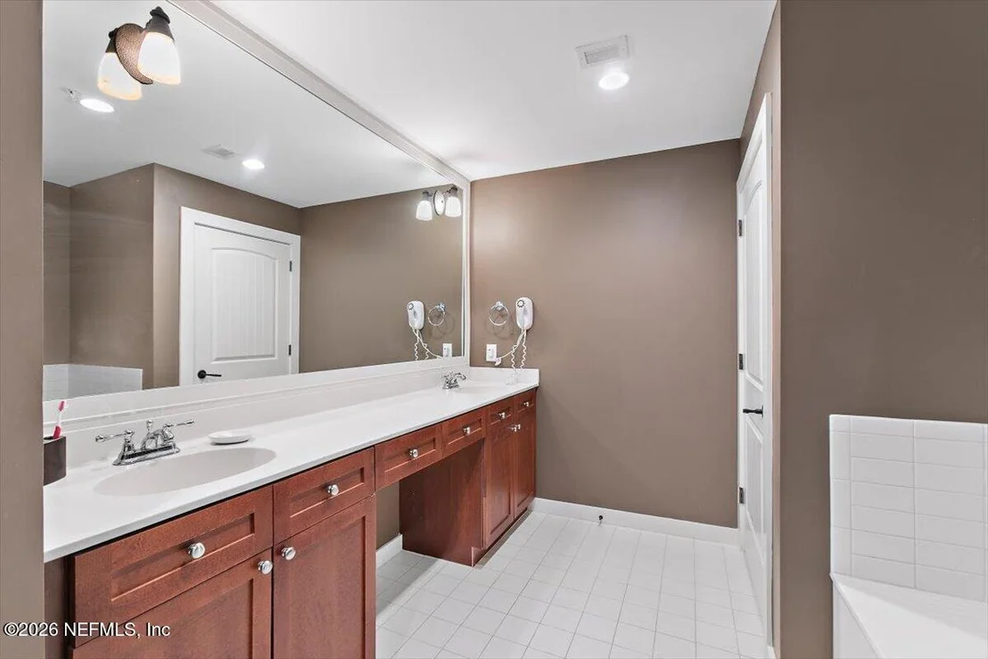 Photo of Unit 210 at 965 REGISTRY Boulevard