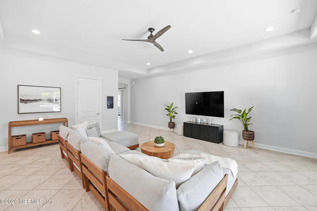 Photo of 801 MONTAGUE Drive
