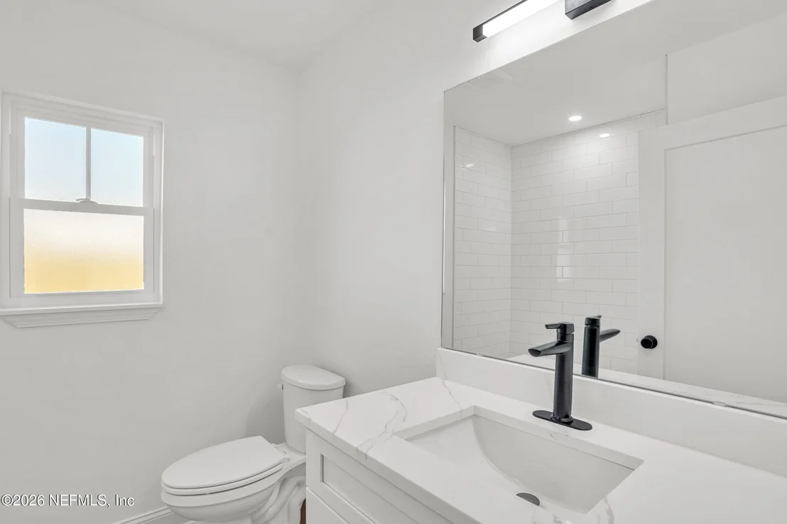 Photo of 236 JACKSON Boulevard