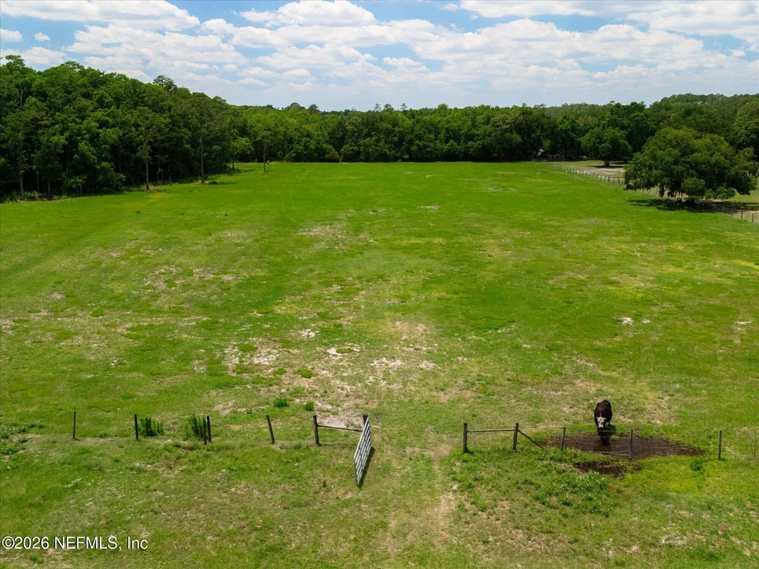 Photo of 786 W RIVER Road