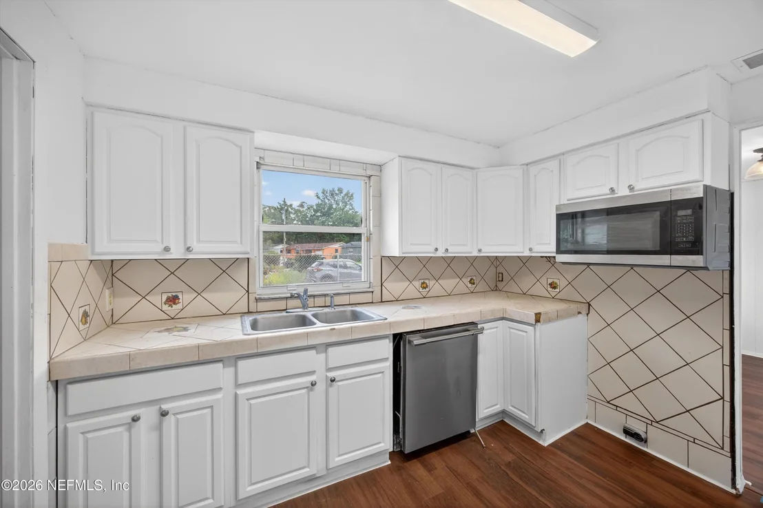 Photo of 3842 WINTON Drive