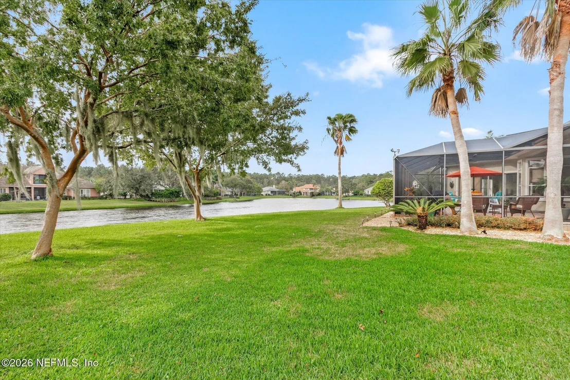 Photo of 700 PINECREST ISLE Court