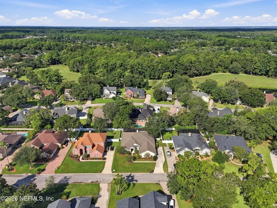 Photo of 424 HUCKLEBERRY Trail