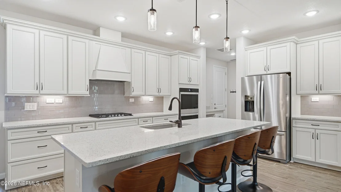 Photo of 352 RUSTIC MILL Drive