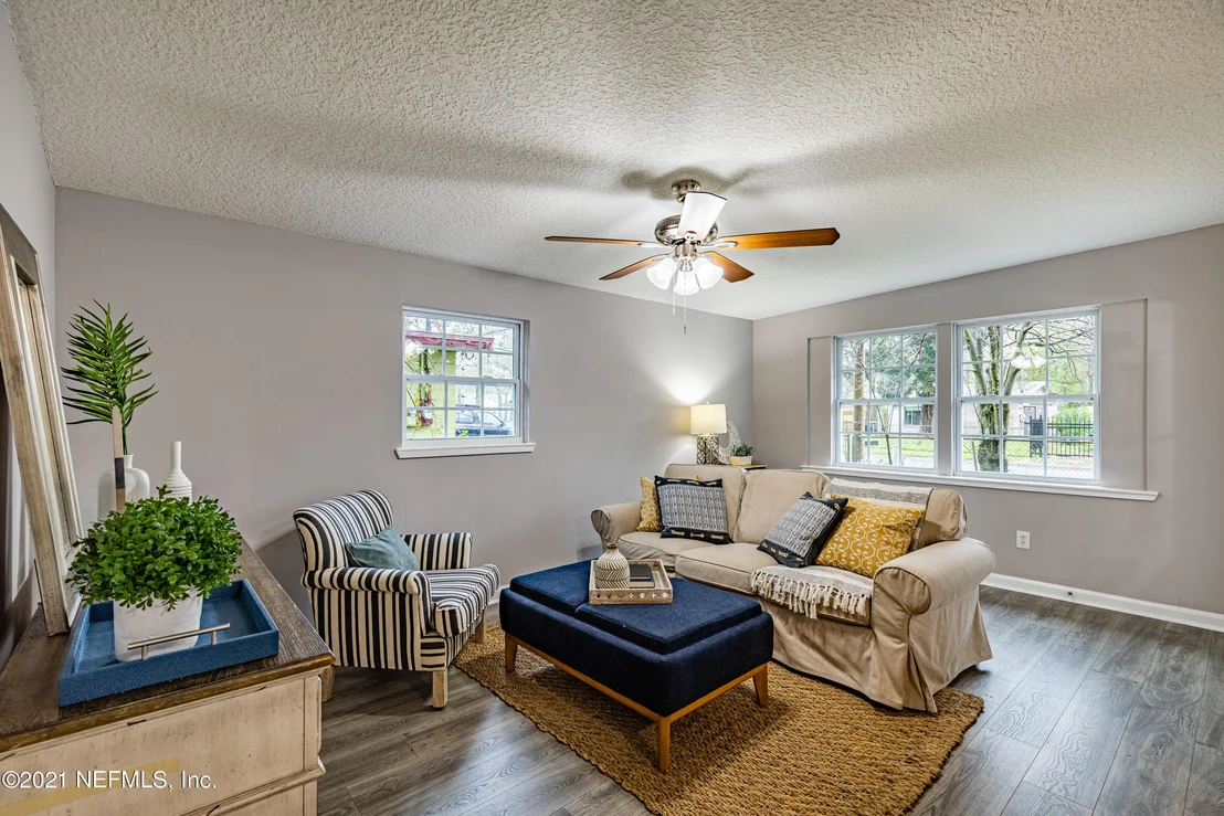 Photo of 3333 PHYLLIS Street
