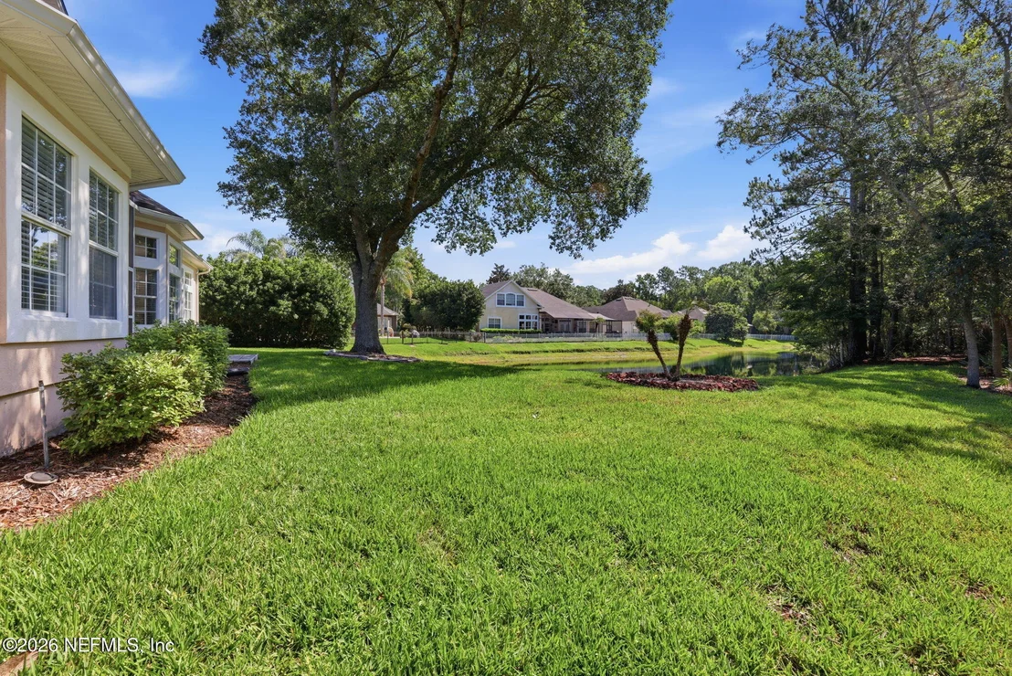 Photo of 7805 RITTENHOUSE Lane