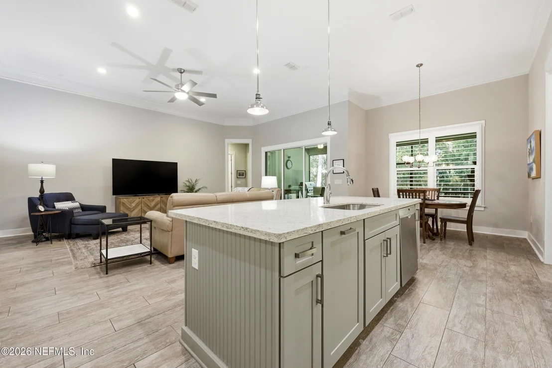Photo of 410 OCEAN FOREST Drive