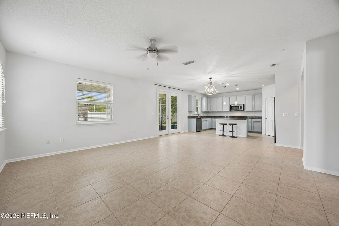 Photo of 95237 PERIWINKLE Place