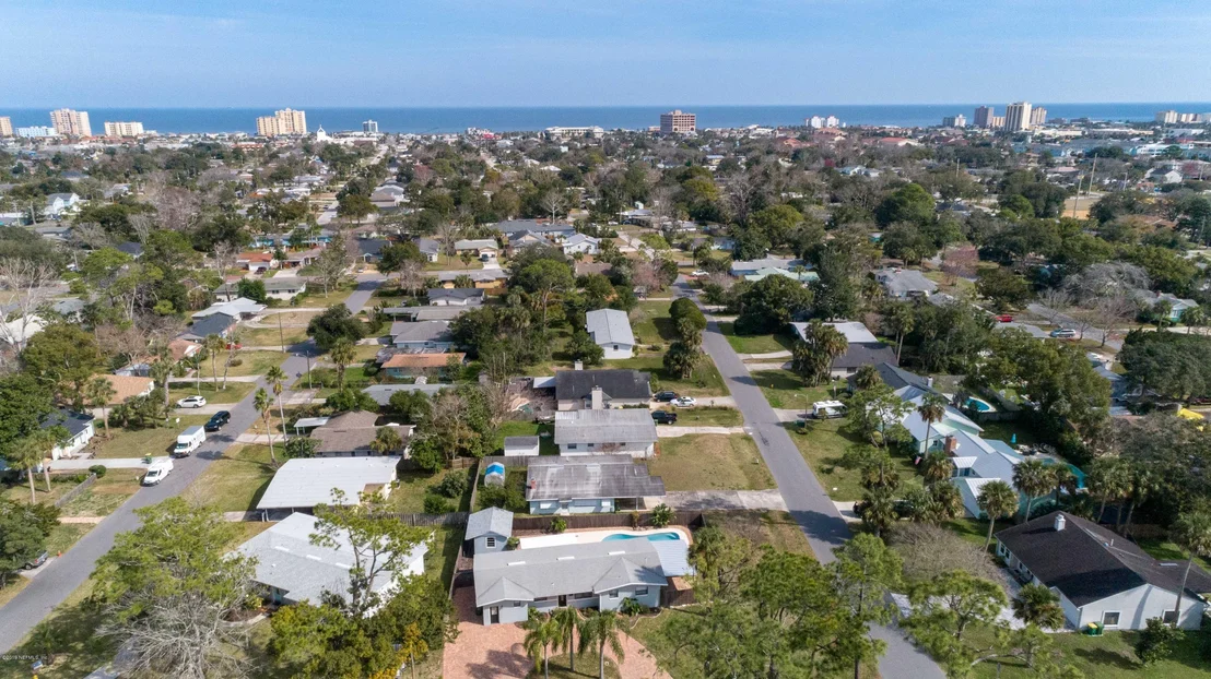 Photo of 705 PALM TREE Road