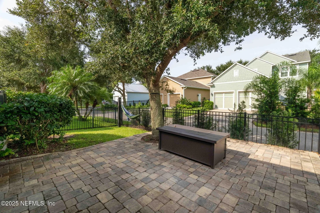 Photo of 1169 OVERDALE Road