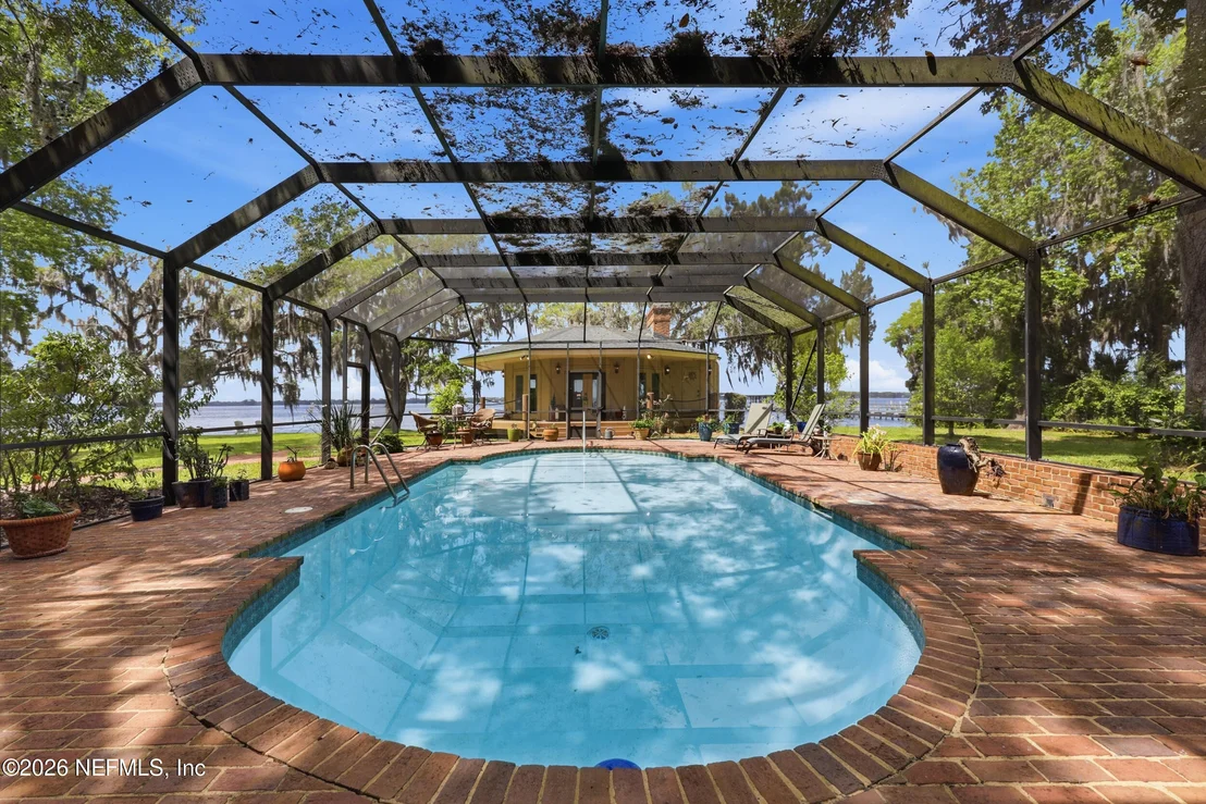 Photo of 13200 MANDARIN Road
