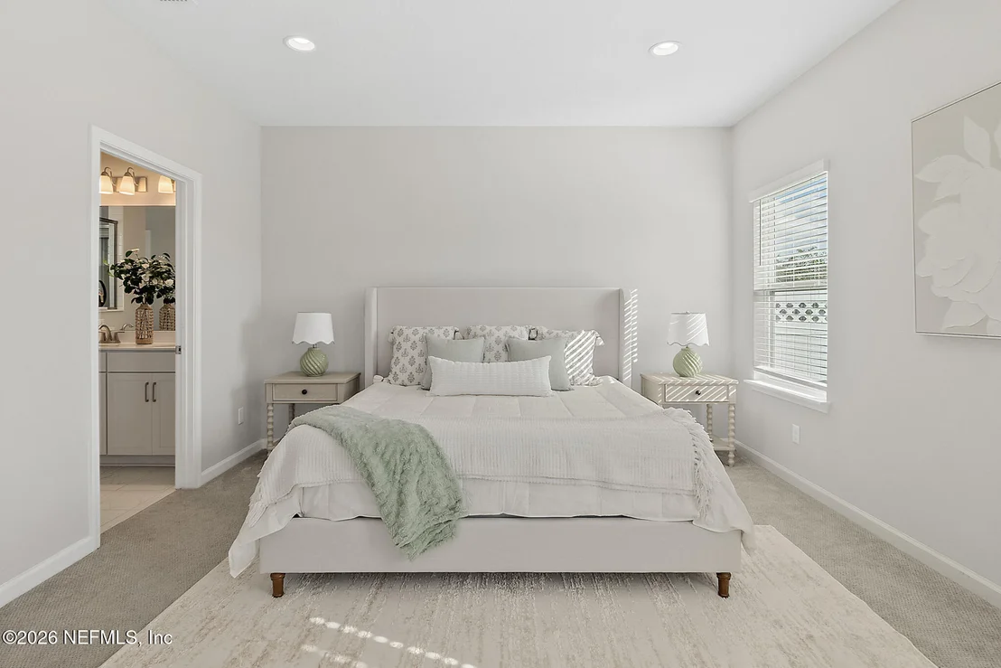 Photo of 542 SILVER LANDING Drive
