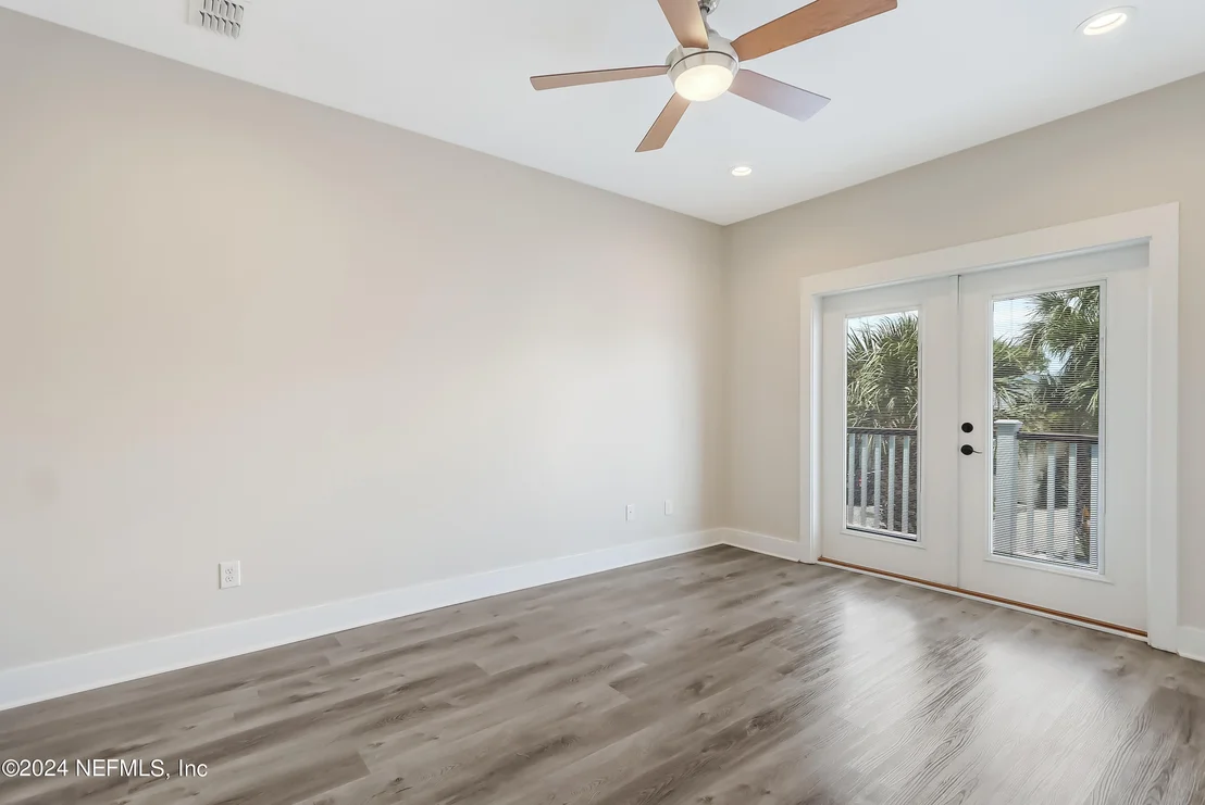 Photo of 199 OLEANDER Street