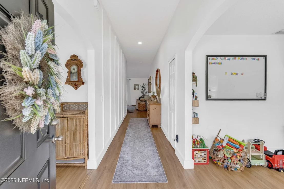 Photo of 9639 BEMBRIDGE MILL Drive