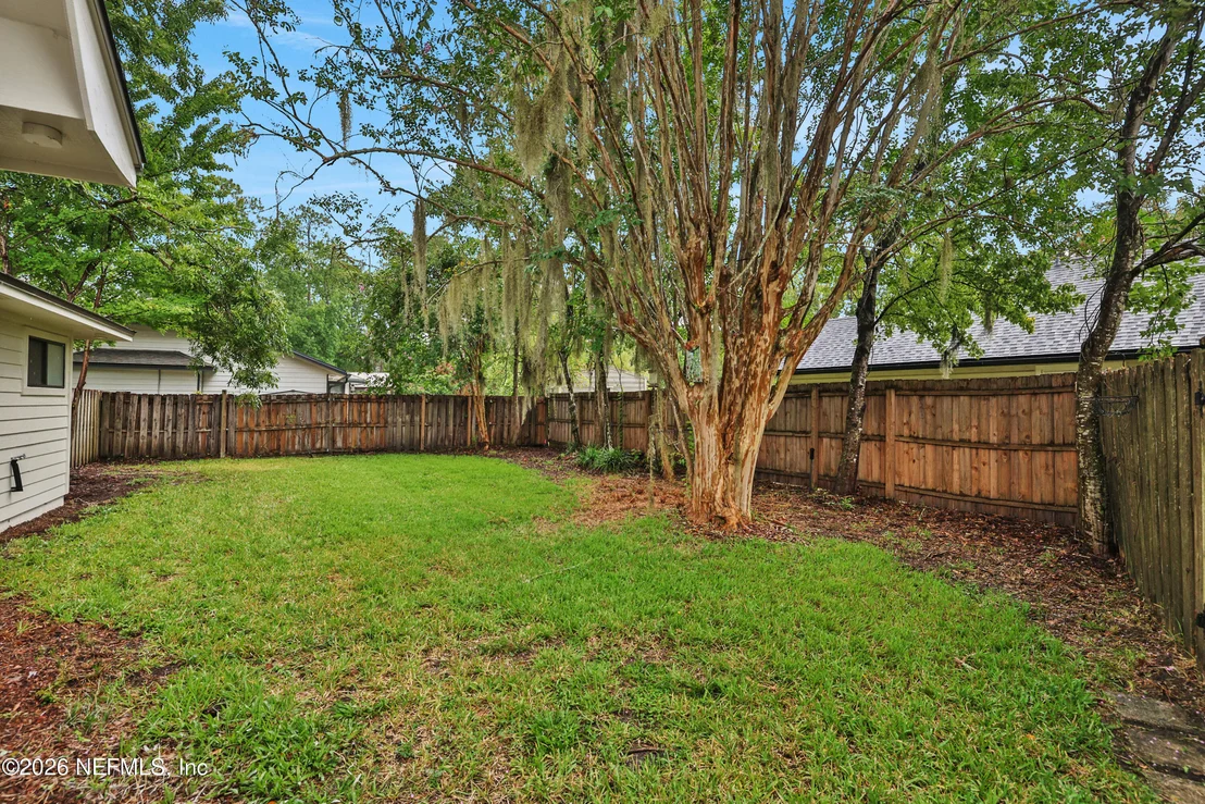 Photo of 408 HARVEST BEND Drive