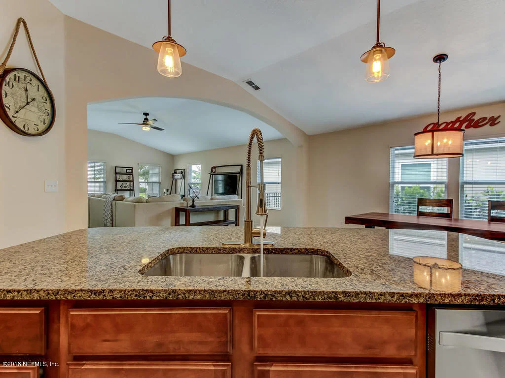 Photo of 671 GLENDALE Lane